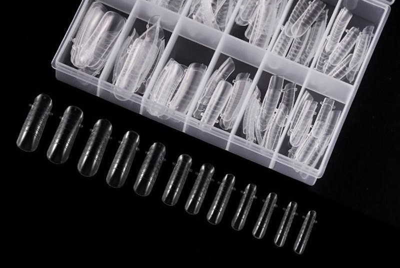 قالب کاشت ناخن